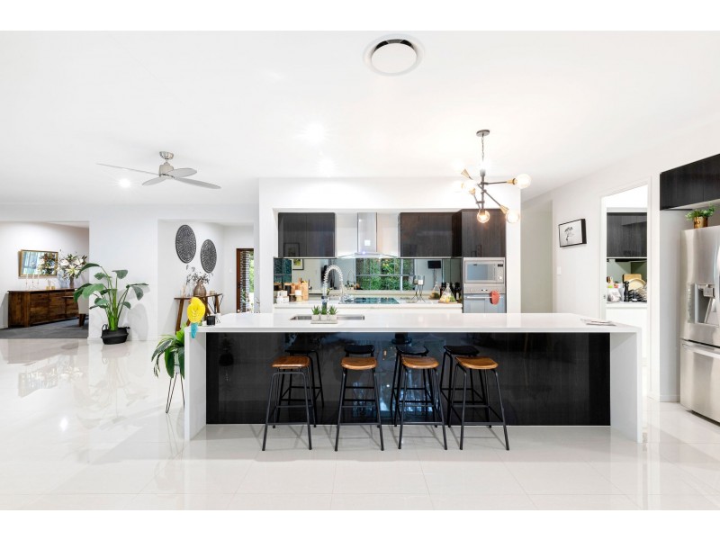 241 Lindeman Road, Beerwah QLD 4519