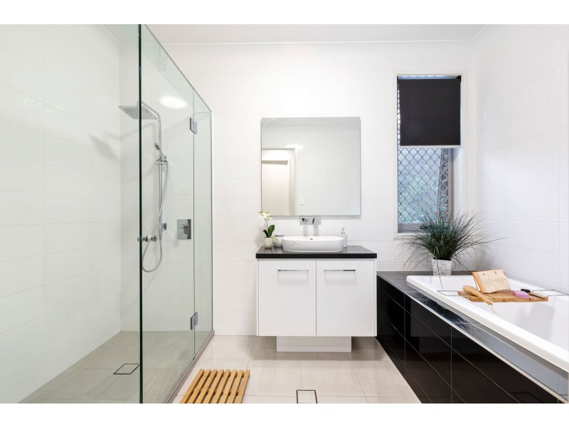 241 Lindeman Road, Beerwah QLD 4519