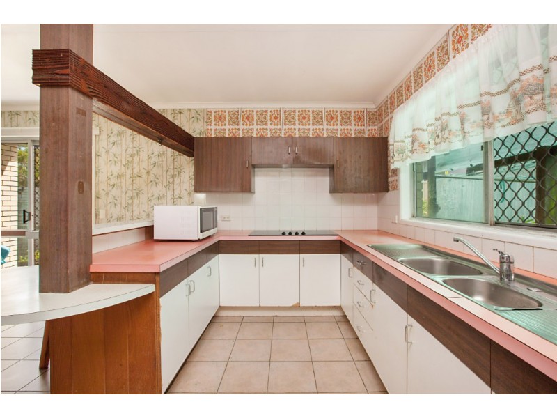 12 Ellendale Street, Maroochydore QLD 4558