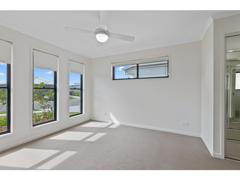 82 Adelaide Circuit, Caloundra West QLD 4551