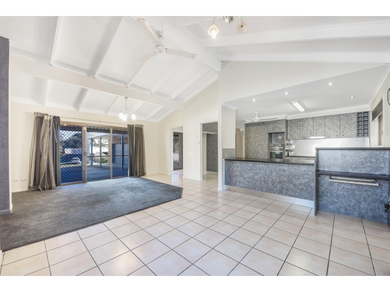 8 Greygum Court, Mooloolaba QLD 4557