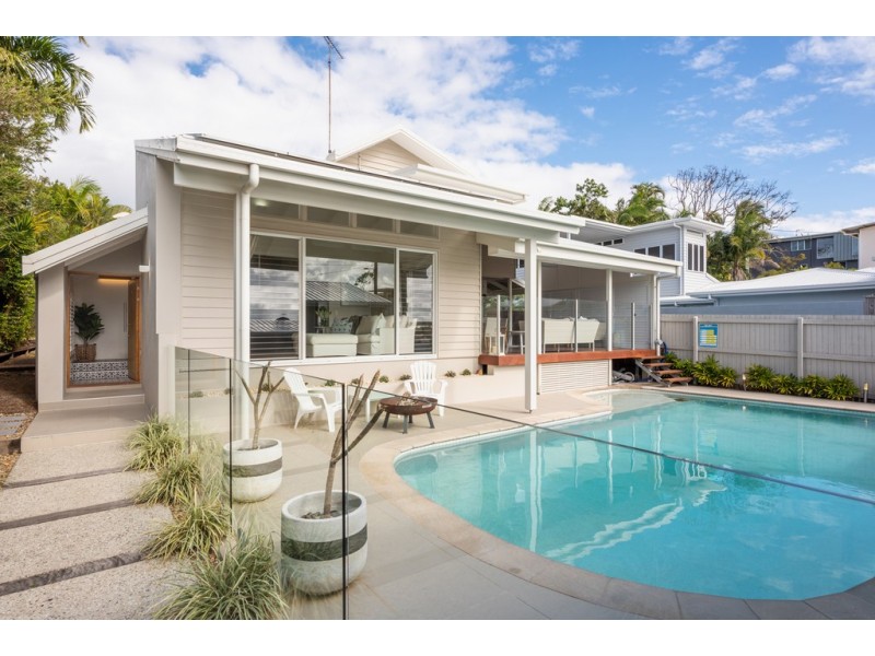 21 Victor Street, Alexandra Headland QLD 4572