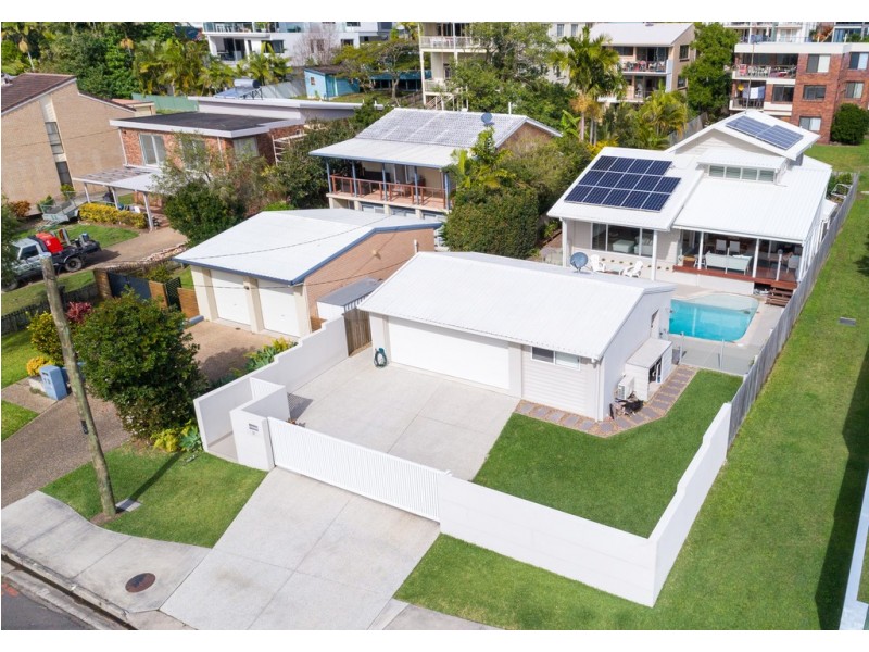 21 Victor Street, Alexandra Headland QLD 4572