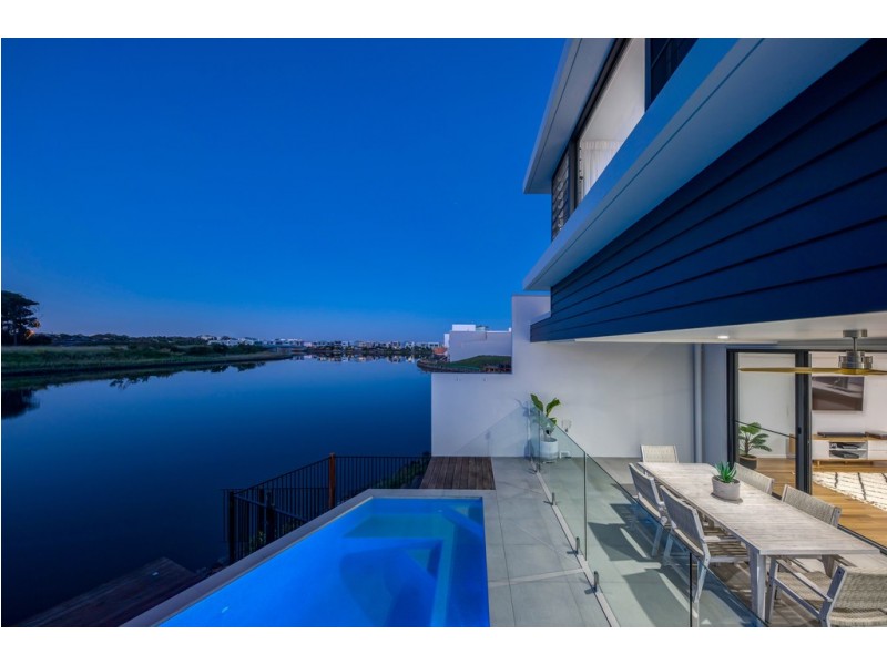 2 Osborne Circuit, Maroochydore QLD 4558