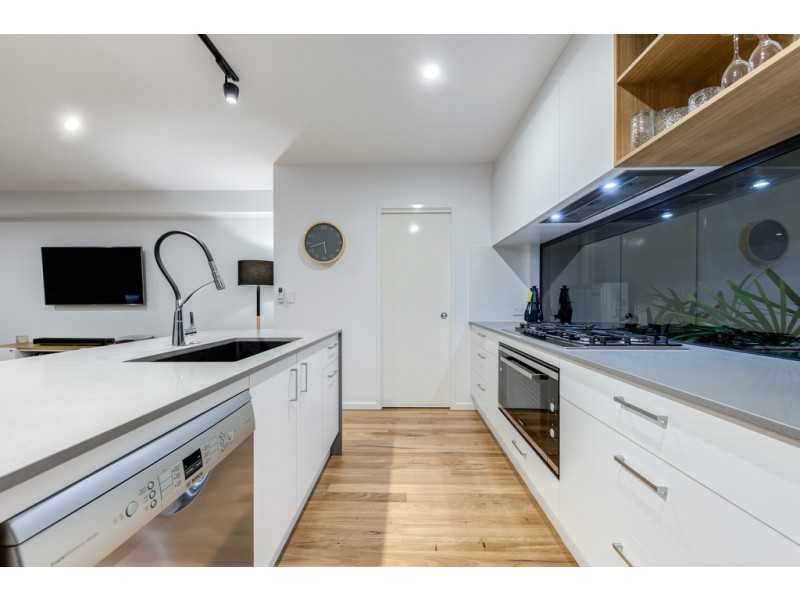 2 Osborne Circuit, Maroochydore QLD 4558