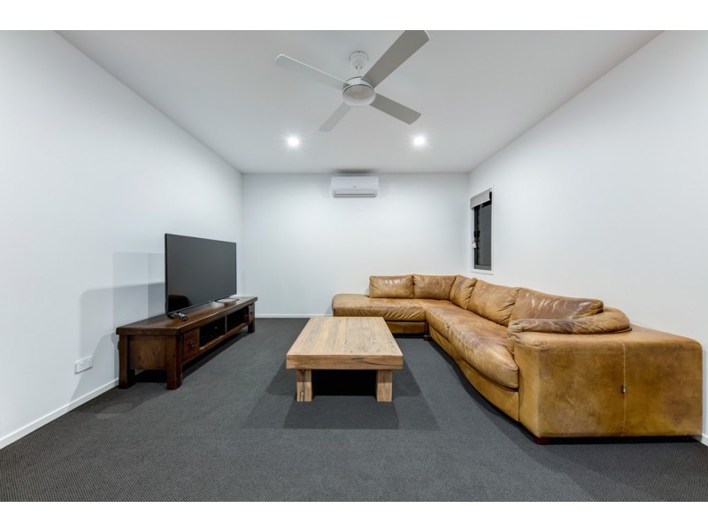 2 Osborne Circuit, Maroochydore QLD 4558