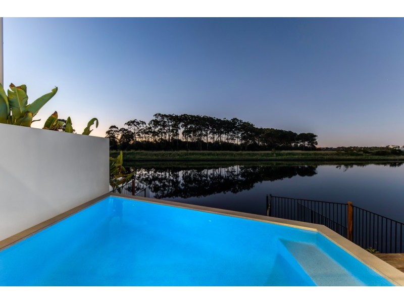 2 Osborne Circuit, Maroochydore QLD 4558