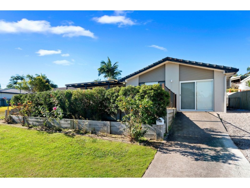 18 Toorumbee Drive, Mooloolaba QLD 4557