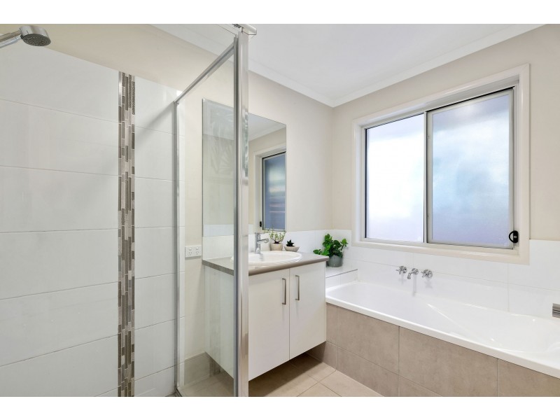 13a Gossamer Drive, Buderim QLD 4556