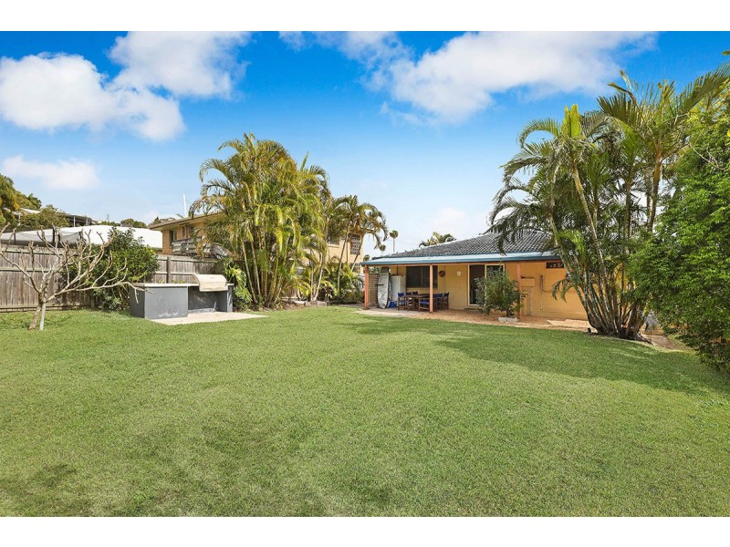 16 Tarnkun Street, Alexandra Headland QLD 4572