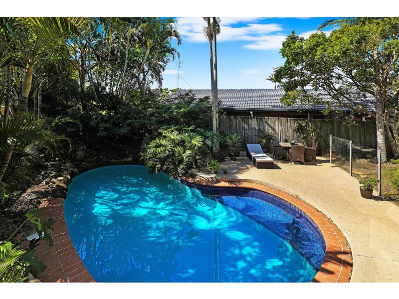 5 Bloodwood Court, Mooloolaba QLD 4557