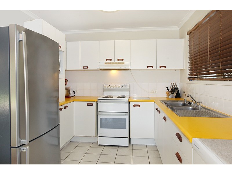 303 Main Road, Kuluin QLD 4558