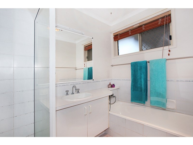 303 Main Road, Kuluin QLD 4558