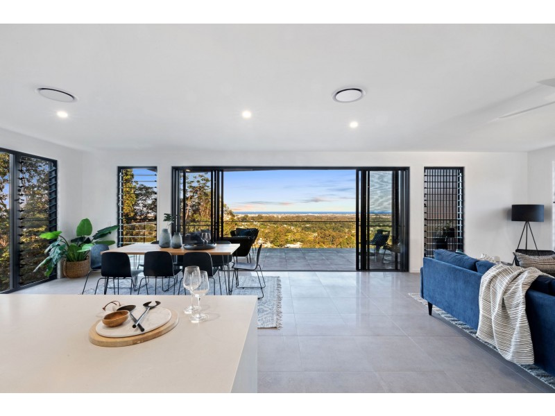 2 Panorama Crescent, Buderim QLD 4556