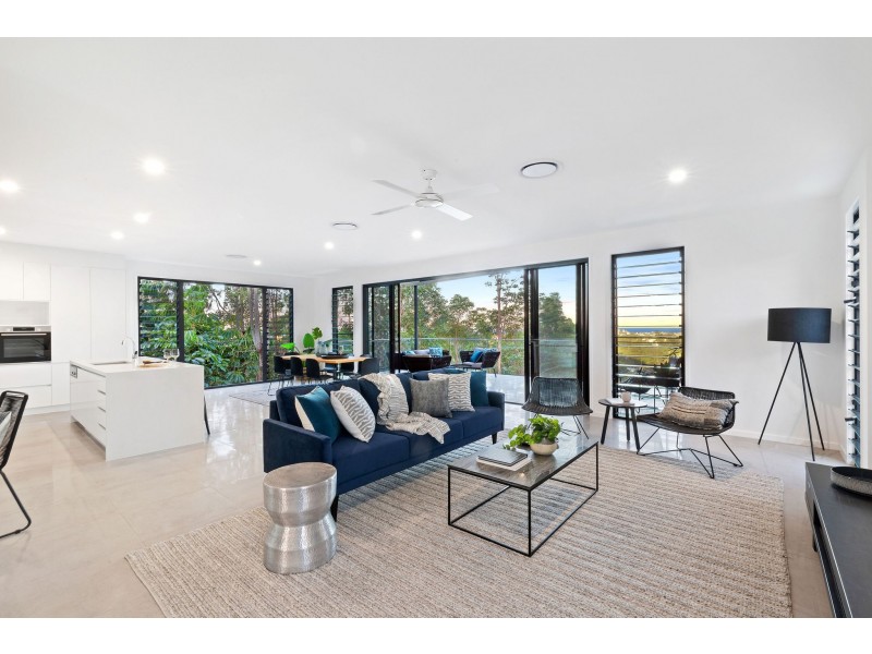 2 Panorama Crescent, Buderim QLD 4556