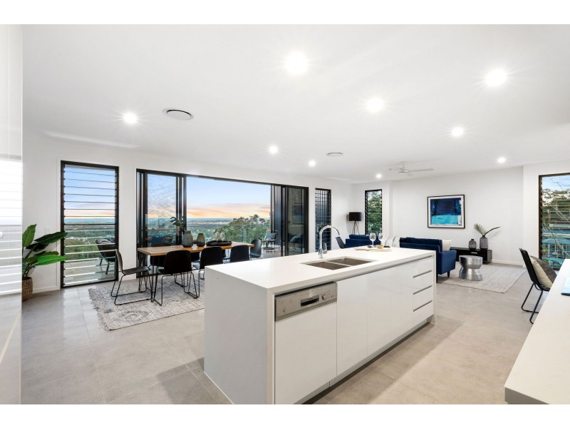 2 Panorama Crescent, Buderim QLD 4556