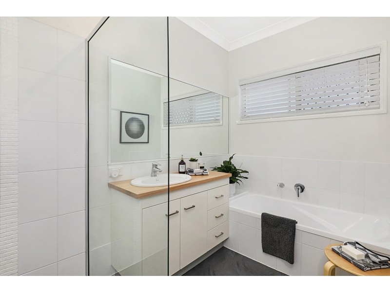 24 Bungama Street, Maroochydore QLD 4558