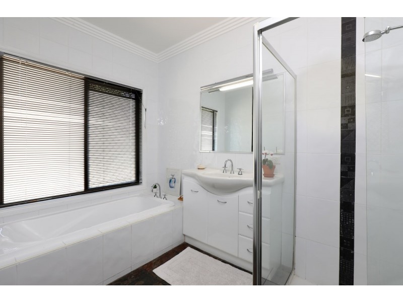 7 Applegin Court, Mooloolaba QLD 4557