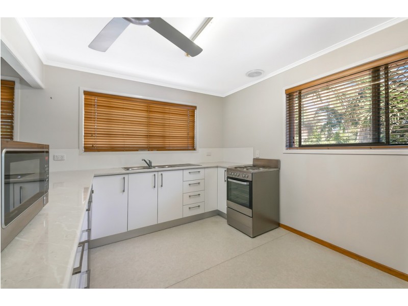 37 Wurtulla Street, Maroochydore QLD 4558