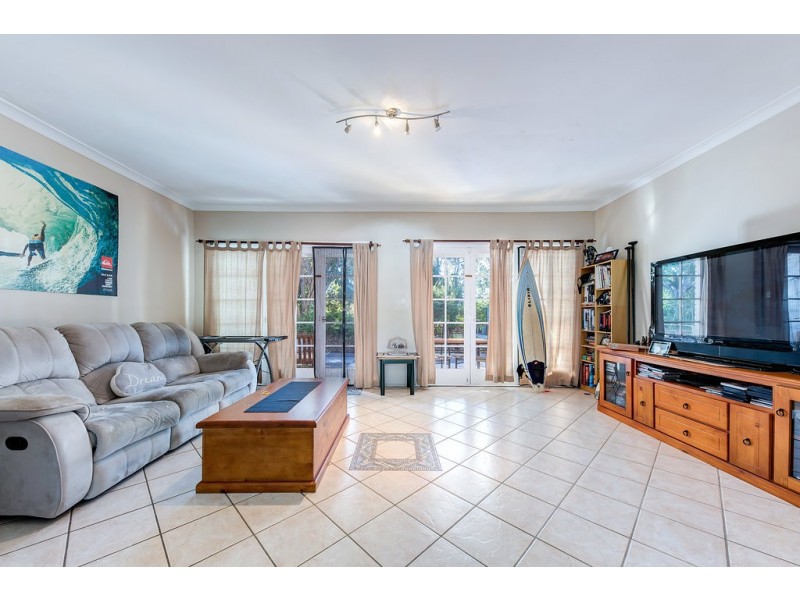 2 Balyarta Cres, Mooloolaba QLD 4557