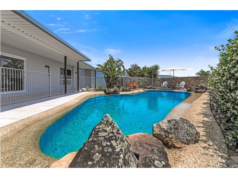 5 Awulla Close, Mooloolaba QLD 4557