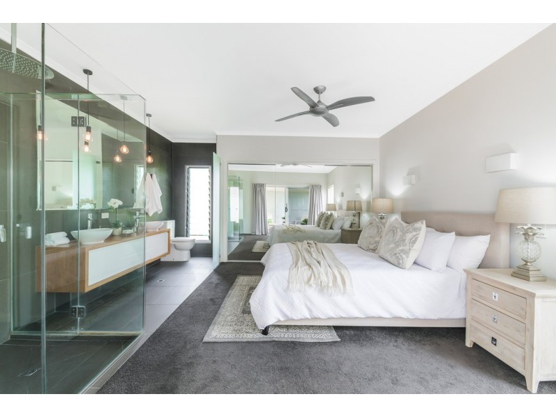 5 Awulla Close, Mooloolaba QLD 4557