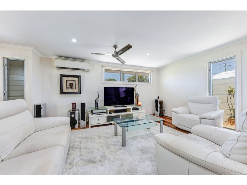 48 Tarcoola Avenue, Mooloolaba QLD 4557