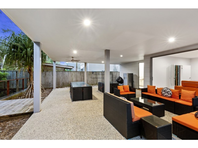 8/80 North Shore Road, Twin Waters QLD 4564