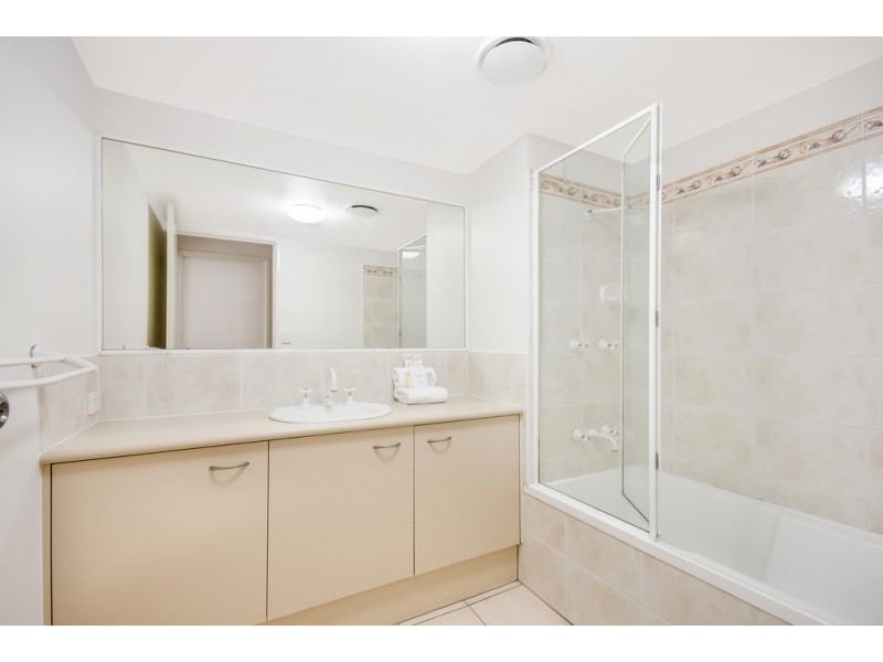 3/6 Mari Street, Alexandra Headland QLD 4572