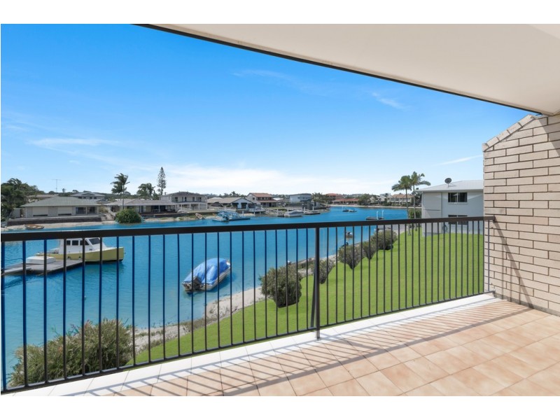 8/26 Akeringa Place, Mooloolaba QLD 4557