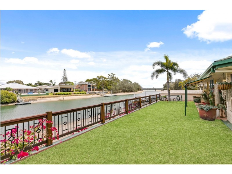 6 Swinbourne Lane, Maroochydore QLD 4558
