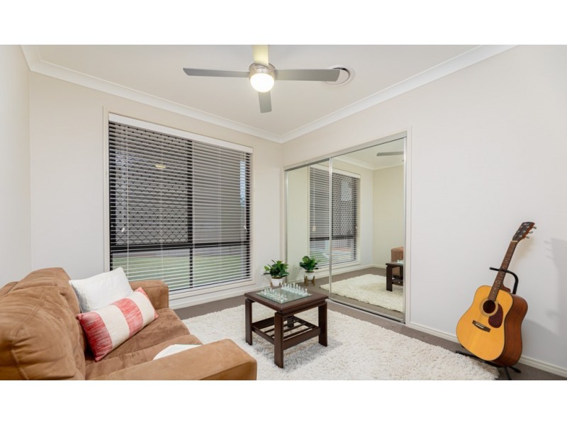 6 Bridget Court, Beerwah QLD 4519