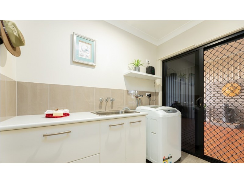 6 Bridget Court, Beerwah QLD 4519