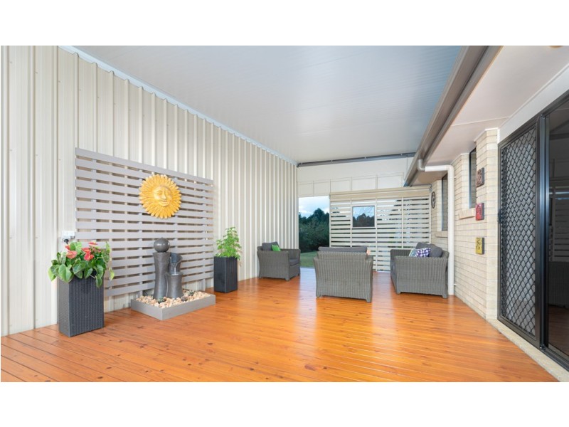 6 Bridget Court, Beerwah QLD 4519