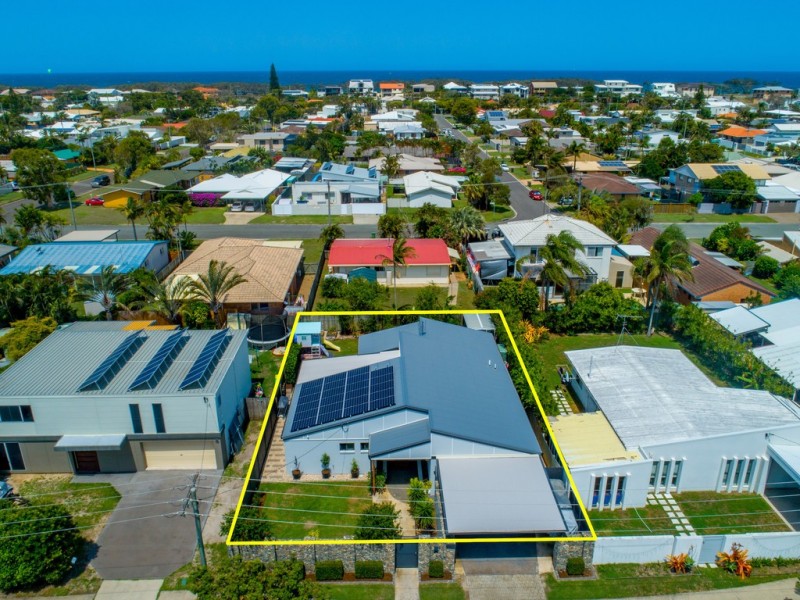 69 Point Cartwright Dr, Buddina QLD 4575