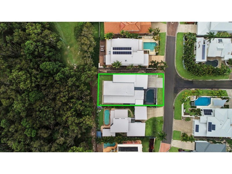17 Admiralty Drive, Alexandra Headland QLD 4572