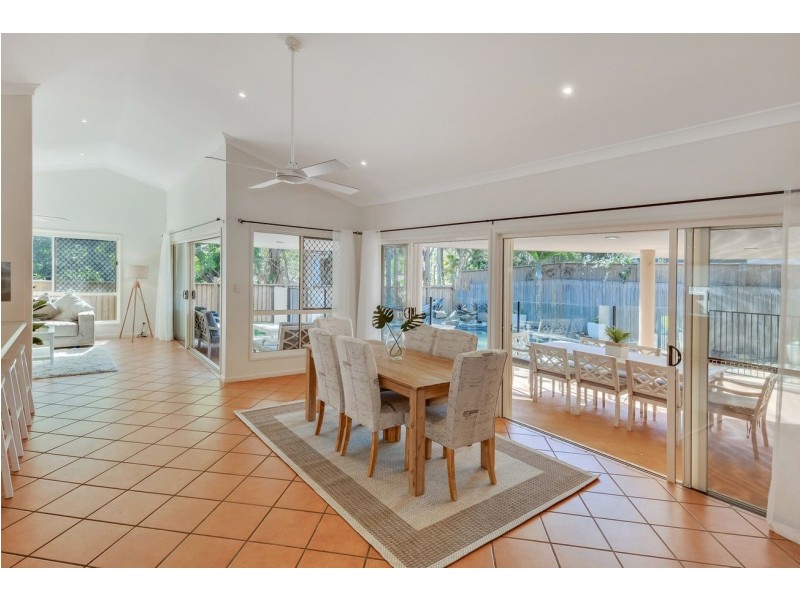 13 Admiralty Drive, Alexandra Headland QLD 4572