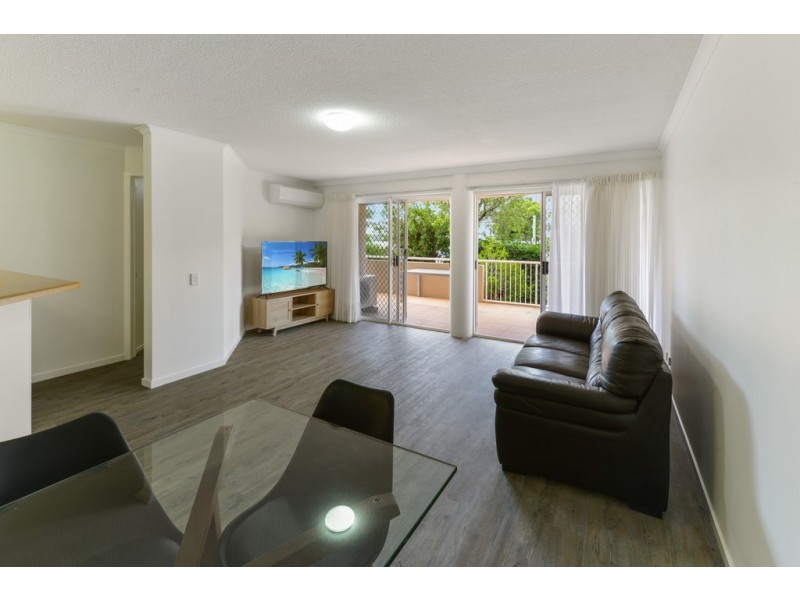 2/91-97 Duporth Ave, Maroochydore QLD 4558