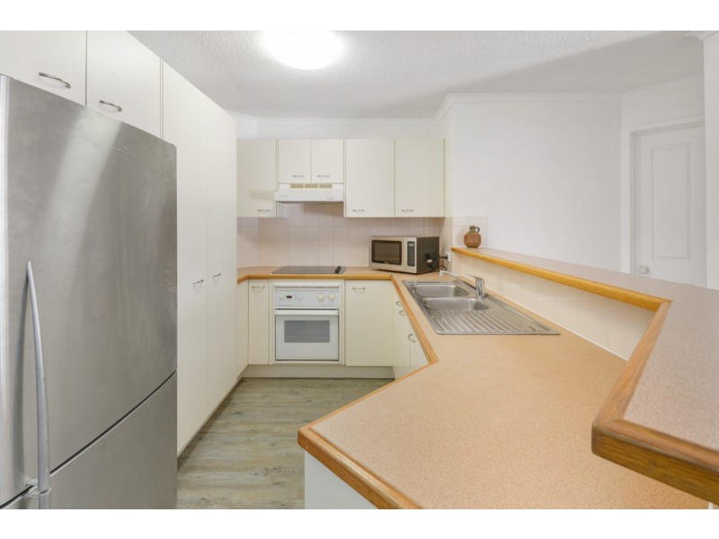 2/91-97 Duporth Ave, Maroochydore QLD 4558