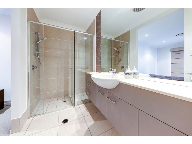 1/125 Parker St, Maroochydore QLD 4558