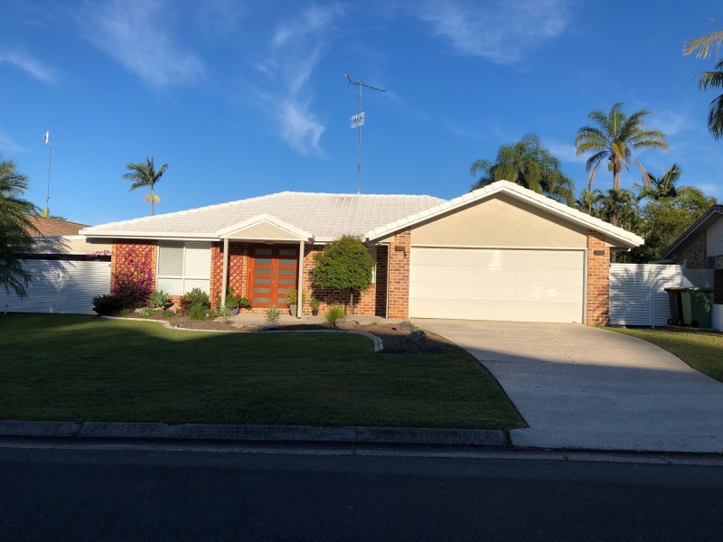 15 Whitehaven Drive, Buderim QLD 4556