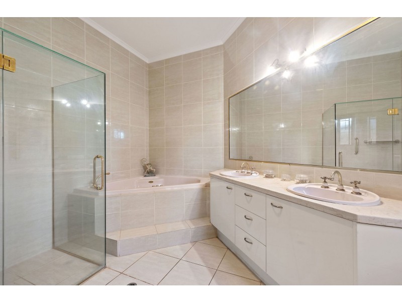 15 Rosslyn Court, Buderim QLD 4556