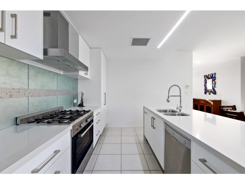 8/80 North Shore Road, Twin Waters QLD 4564