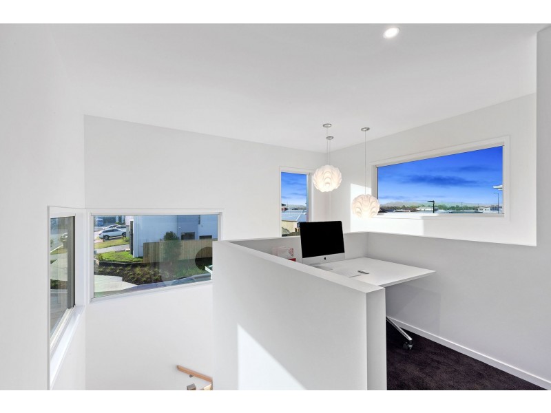 2 Amber Place, Palmview QLD 4553