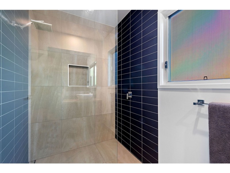 2 Amber Place, Palmview QLD 4553