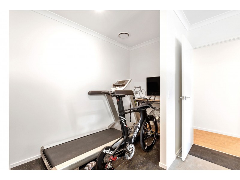 2 Amber Place, Palmview QLD 4553