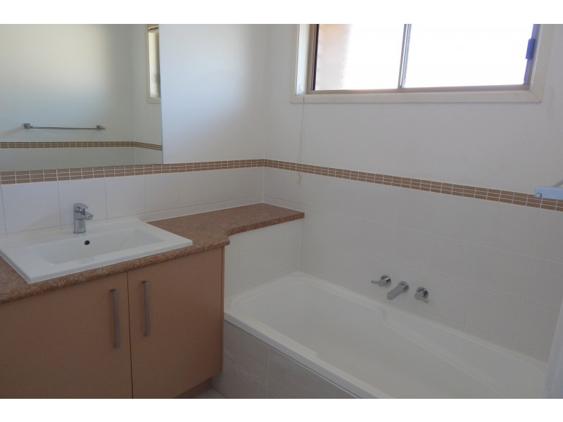 24 Toorumbee Drive, Mooloolaba QLD 4557