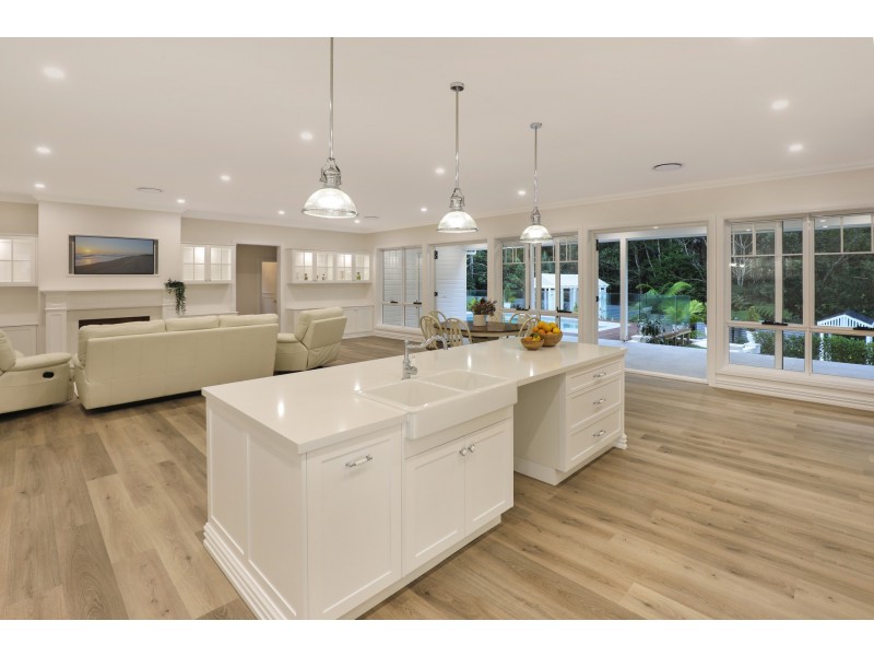 21 Songbird Place, Mooloolah Valley QLD 4553