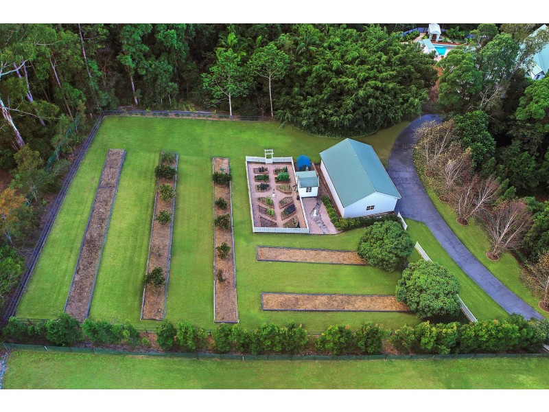 21 Songbird Place, Mooloolah Valley QLD 4553