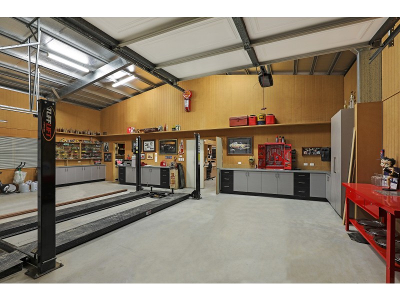 21 Songbird Place, Mooloolah Valley QLD 4553